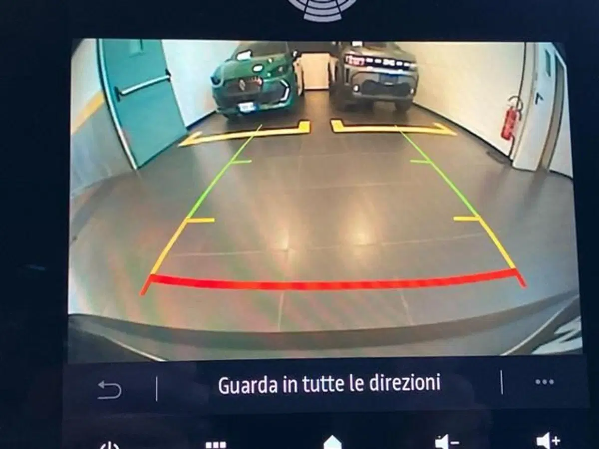 Renault Arkana usata a Como (13)