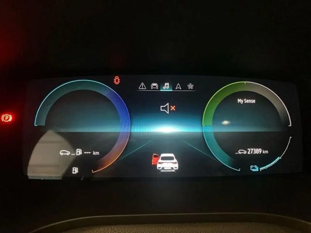 Renault Arkana usata a Como (12)