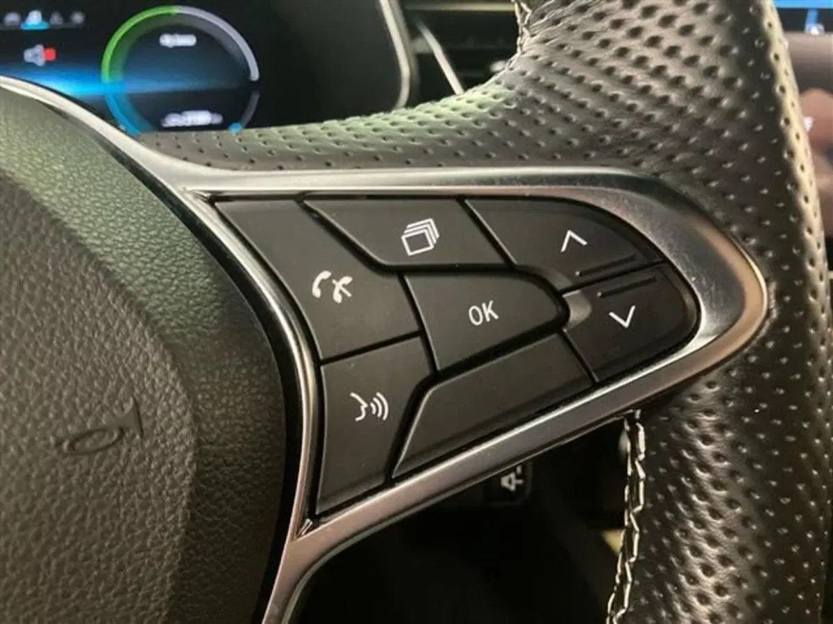 Renault Arkana usata a Como (19)