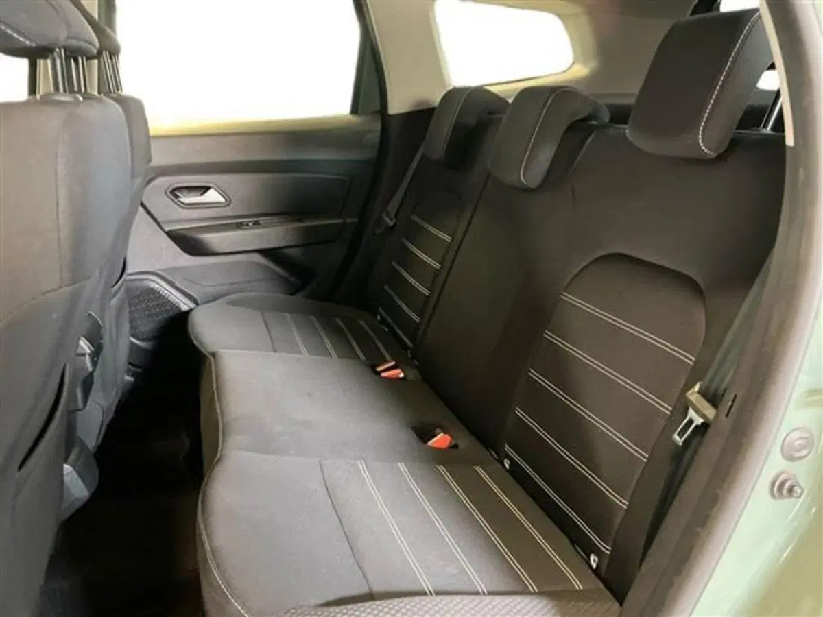Dacia Duster usata a Como (11)
