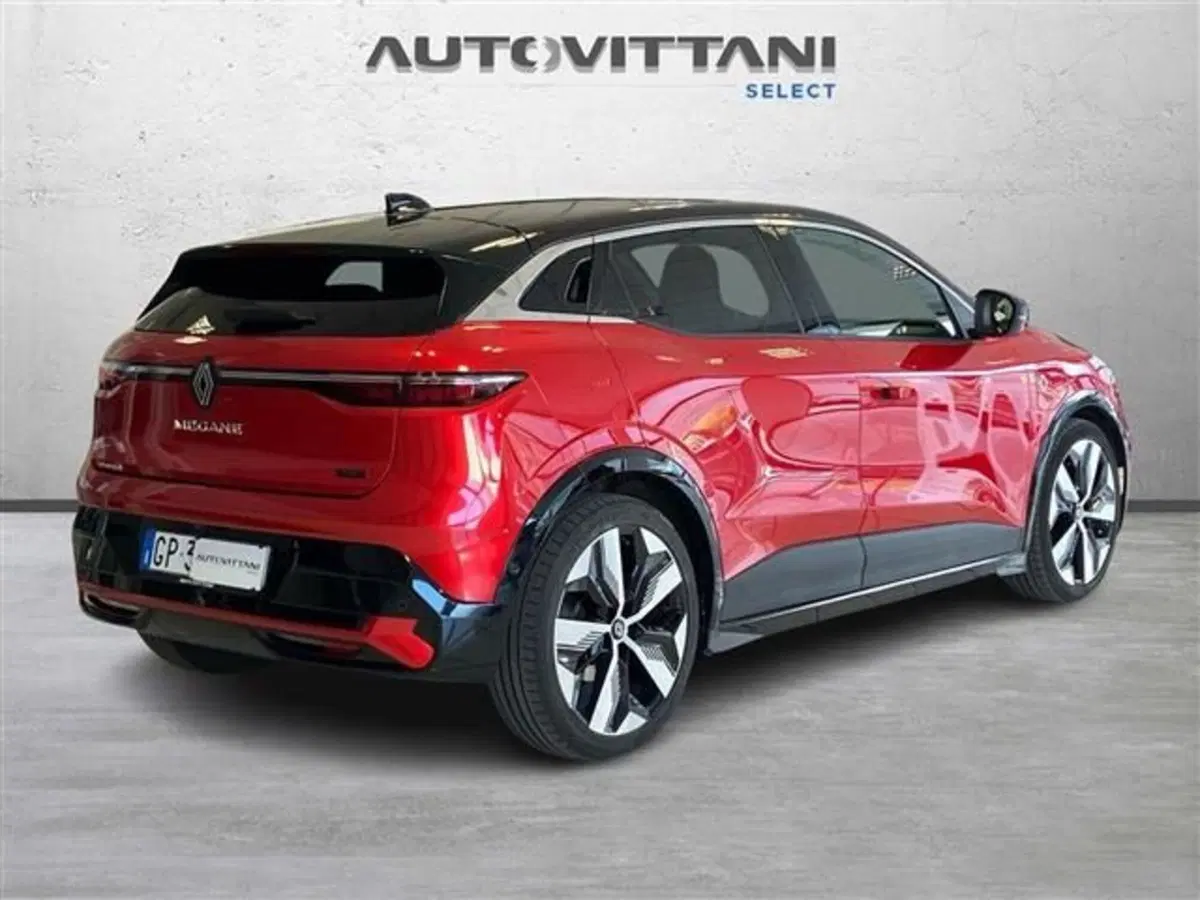 Renault Megane E-Tech Electric usata a Como (4)