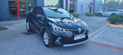 Renault Captur Plug-in Hybrid E-Tech 160 CV Intens del 2021 usata a Monte di Procida