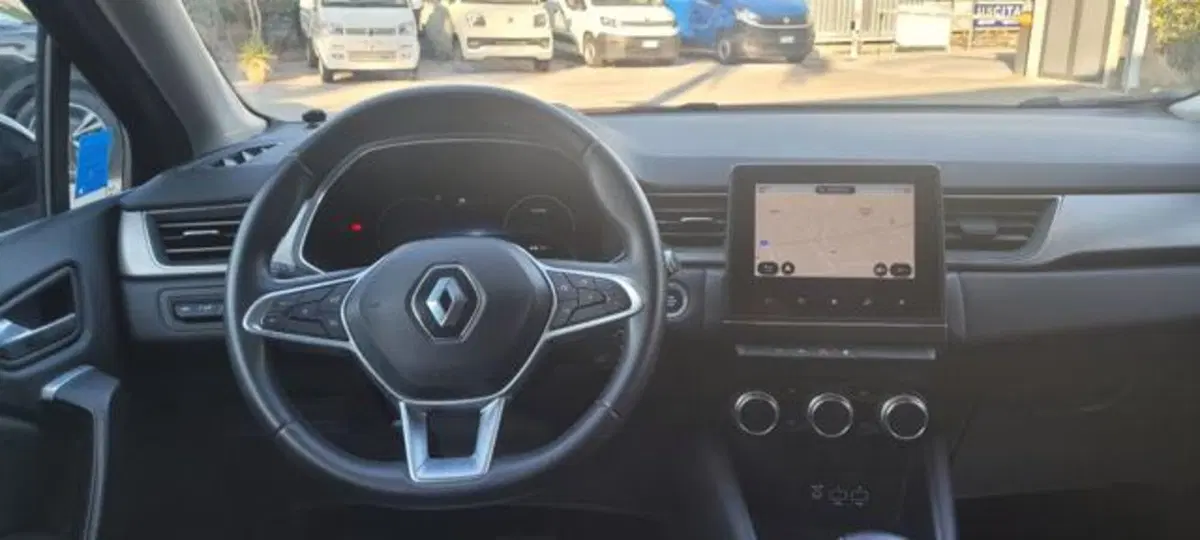 Renault Captur usata a Napoli (8)