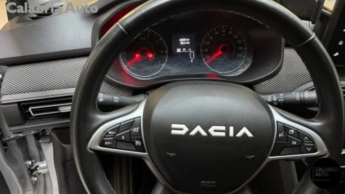 Dacia Jogger usata a Reggio Calabria (6)