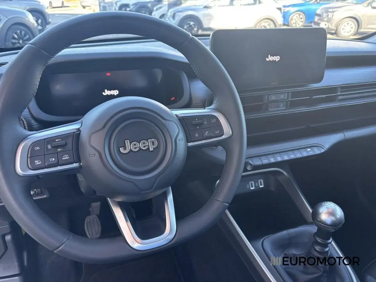 Jeep Avenger usata a Bari (15)
