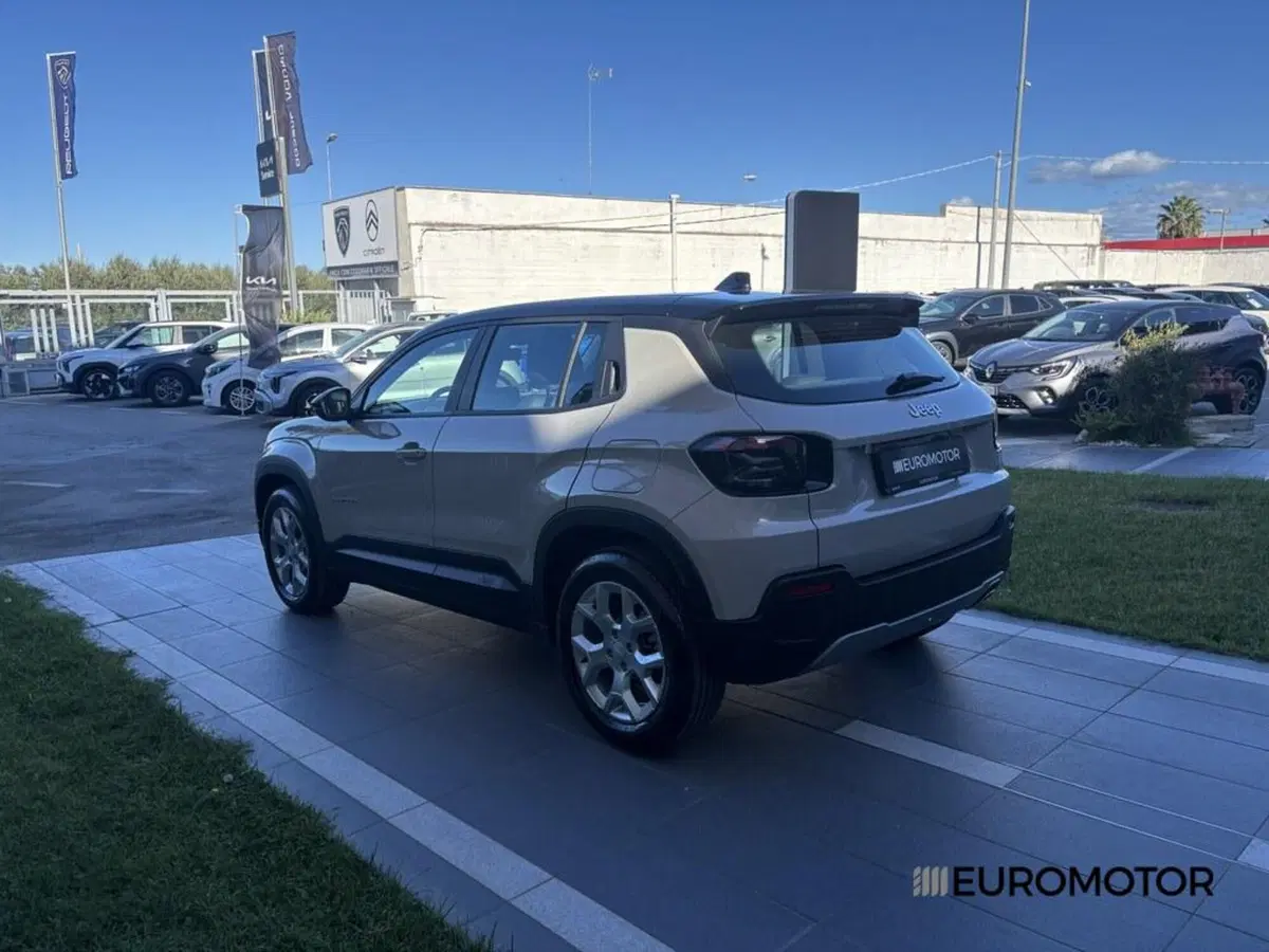 Jeep Avenger usata a Bari (7)