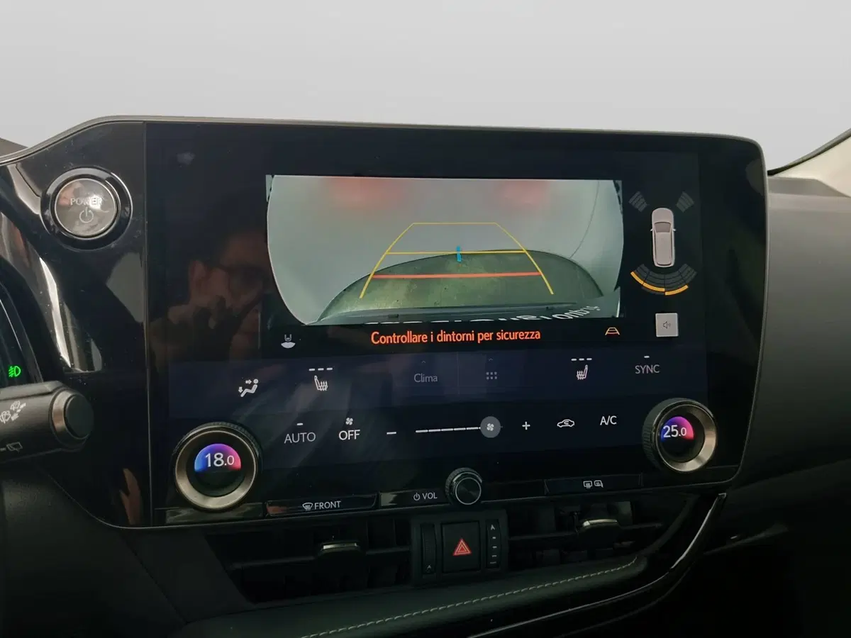 Lexus NX usata a Ascoli Piceno (15)