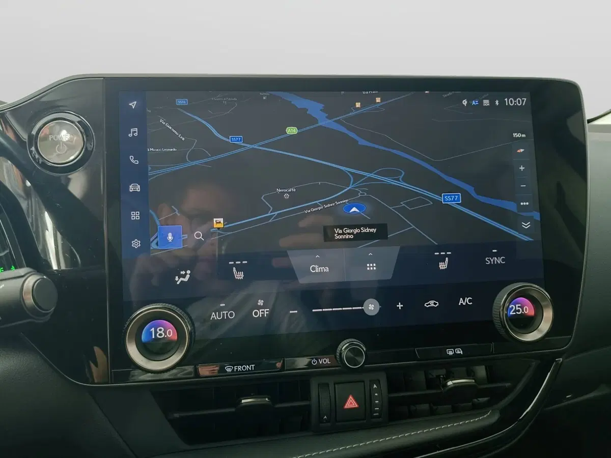 Lexus NX usata a Ascoli Piceno (17)