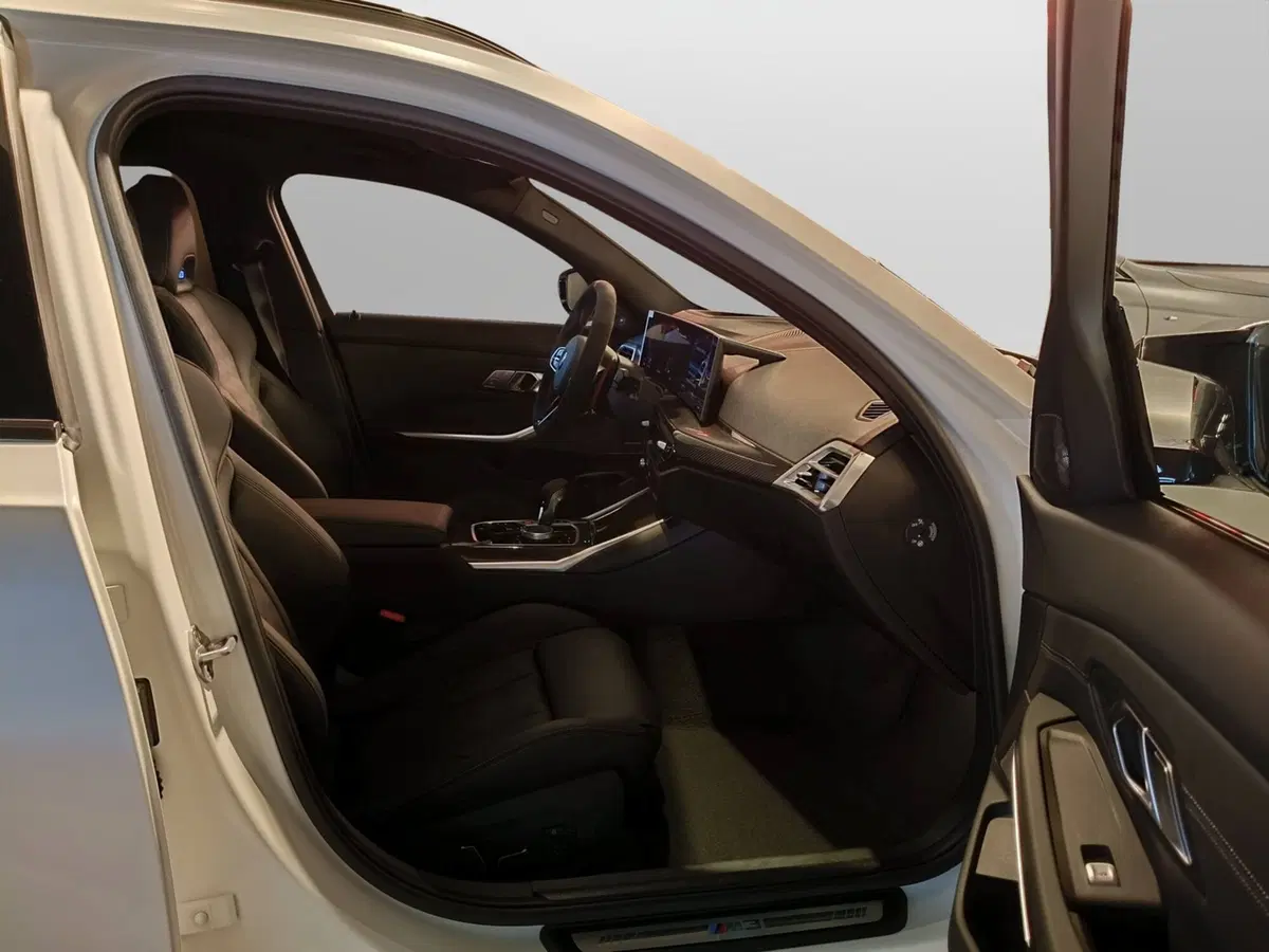 BMW Serie 3 Touring nuova a Ascoli Piceno (11)