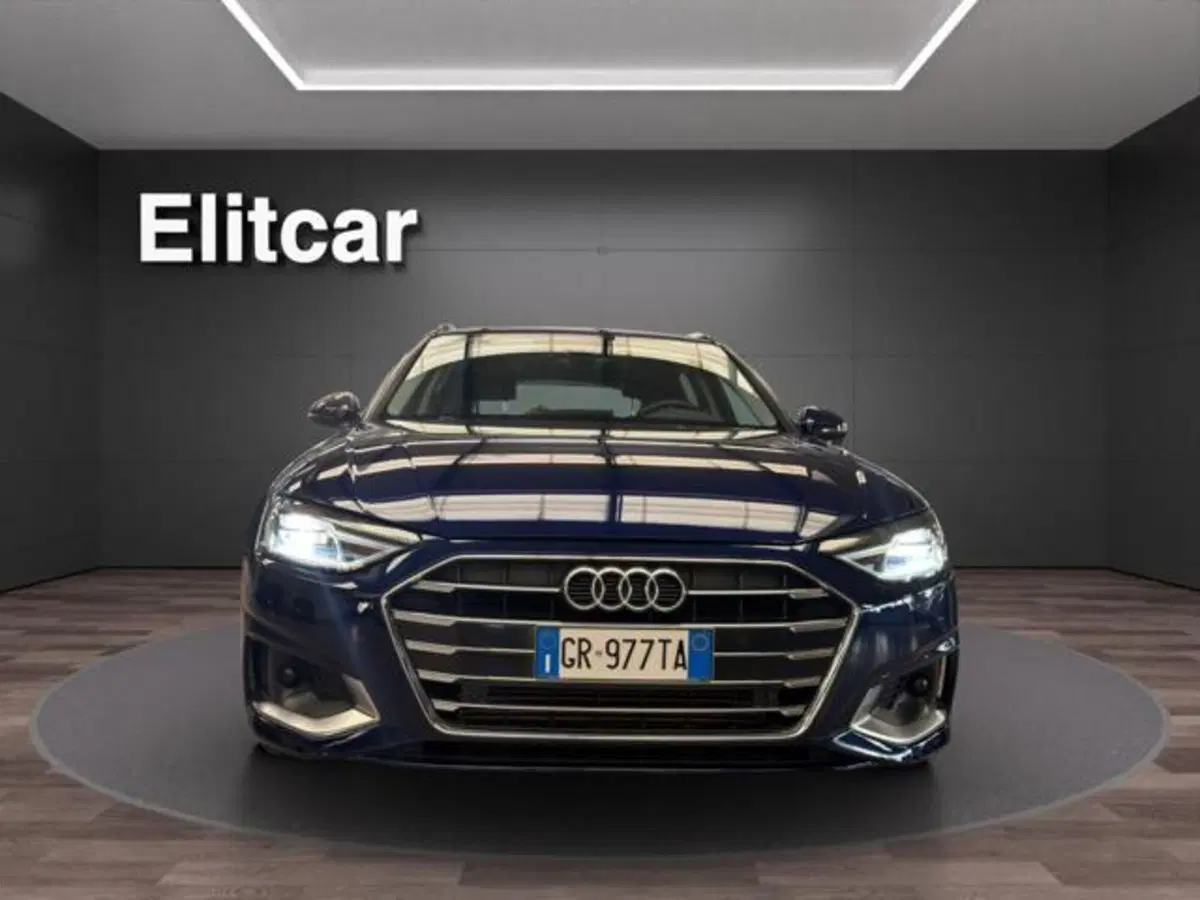 Audi A4 Avant usata a Milano (2)