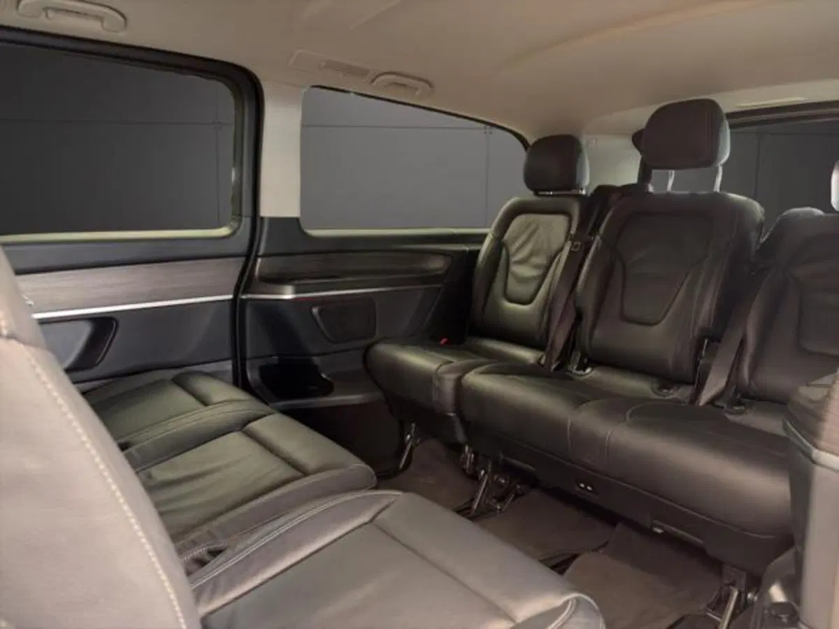 Mercedes-Benz Classe V usata a Milano (11)