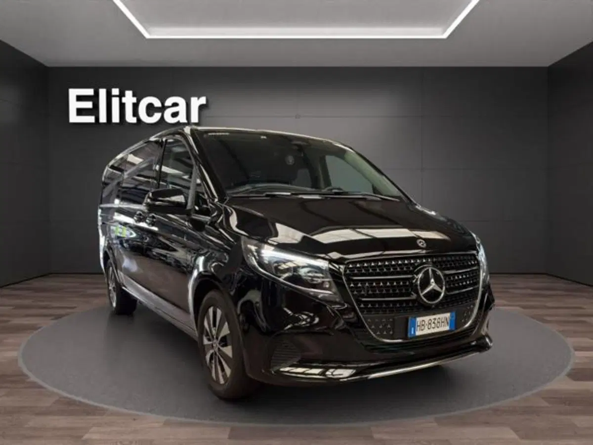 Mercedes-Benz Classe V usata a Milano (3)