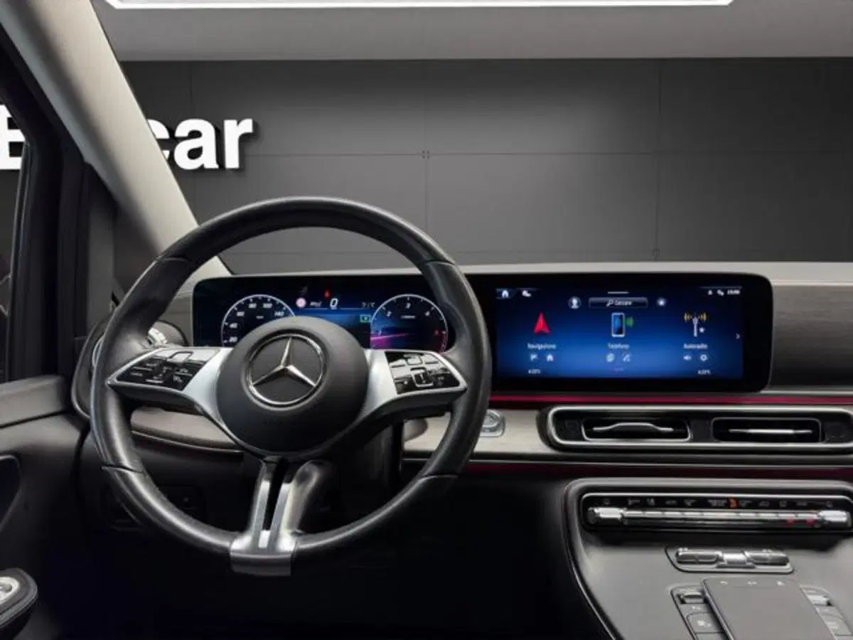 Mercedes-Benz Classe V usata a Milano (8)