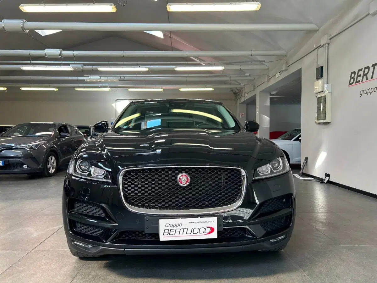 Jaguar F-Pace usata a Verona (2)