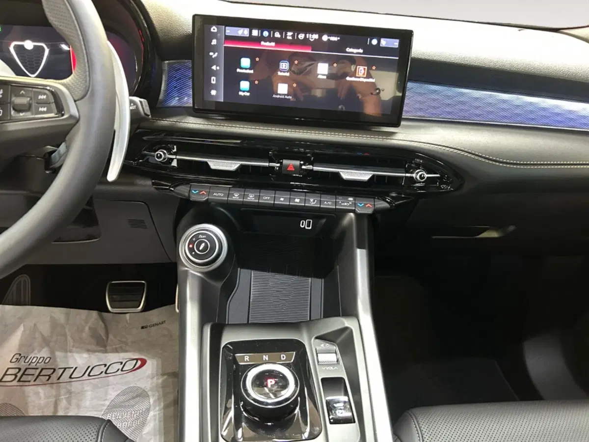 Alfa Romeo Tonale nuova a Verona (14)