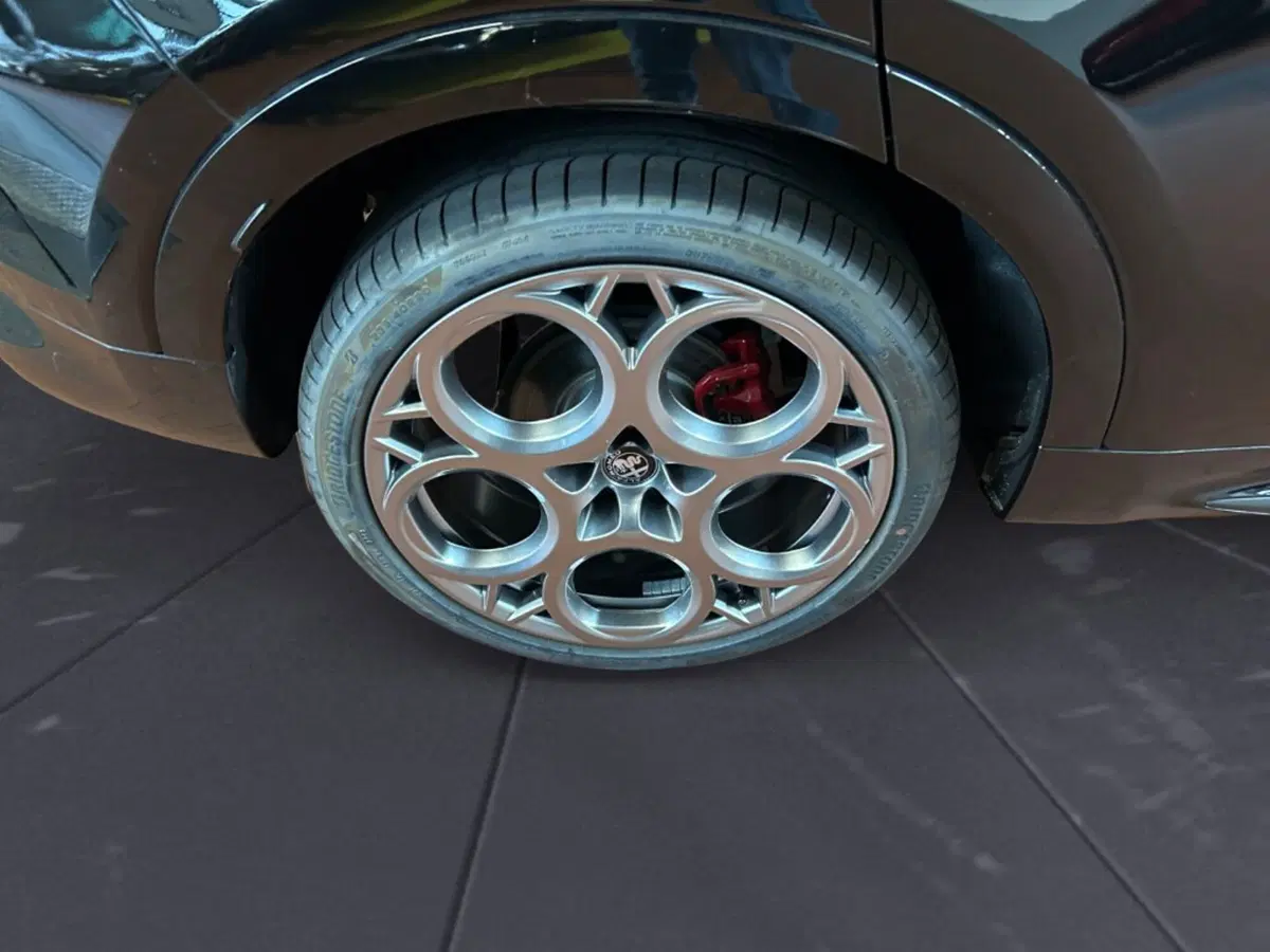 Alfa Romeo Tonale nuova a Verona (5)