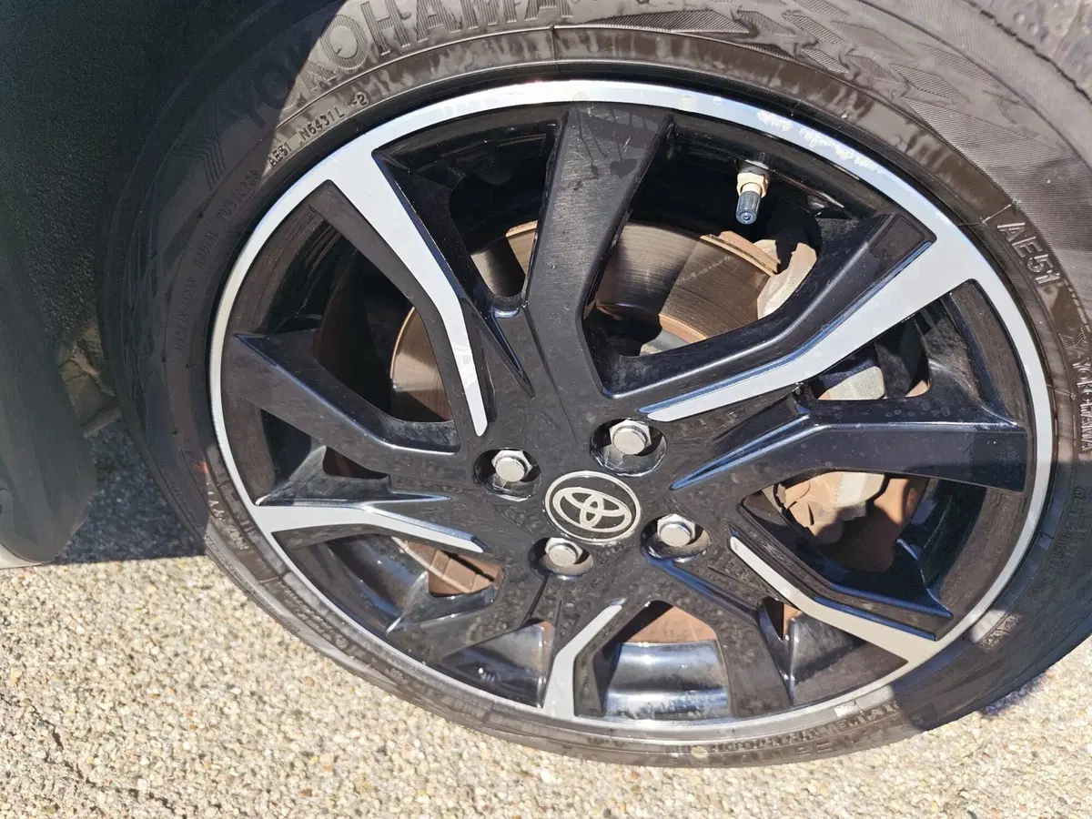 Toyota Yaris usata a Milano (18)