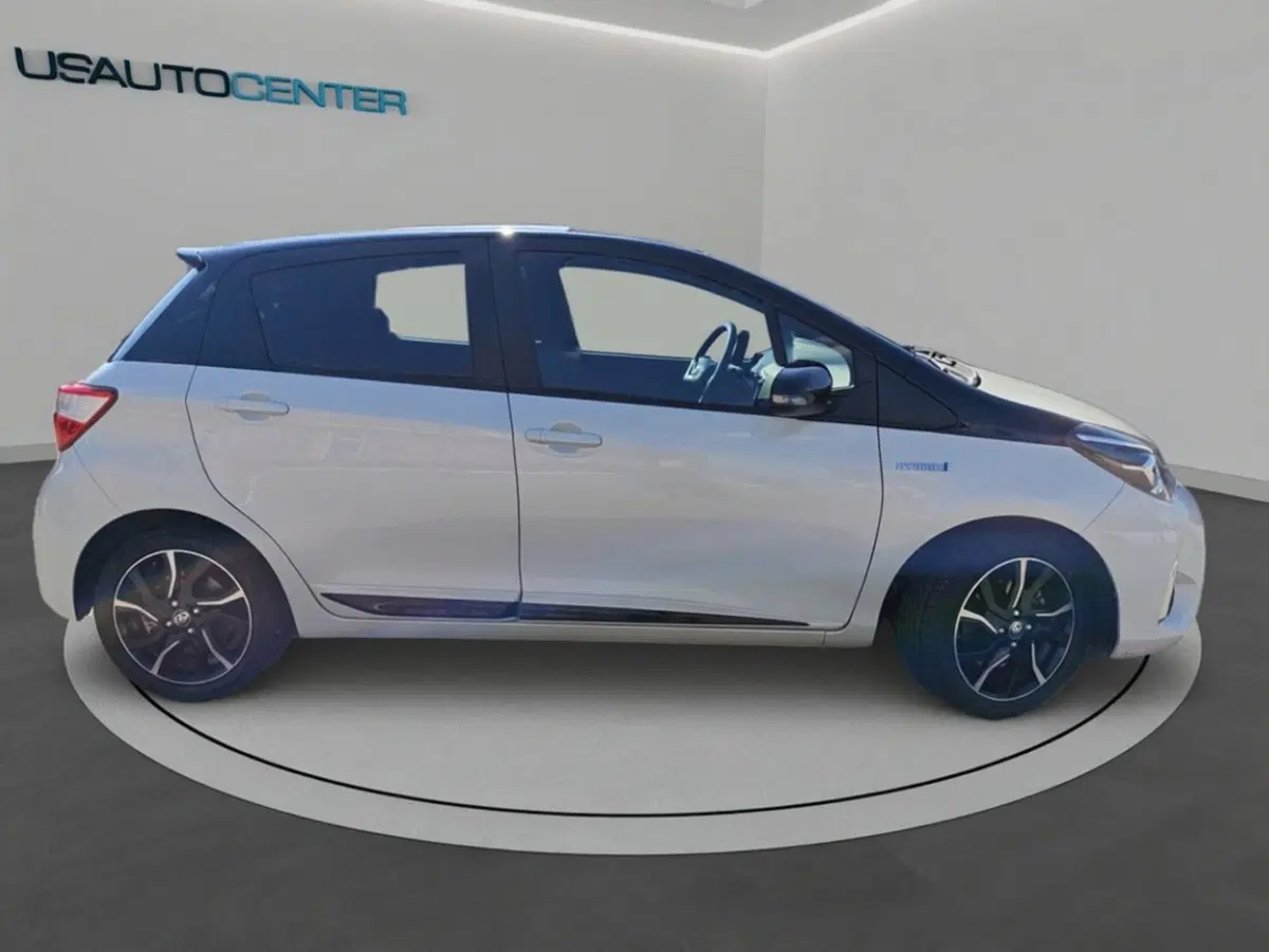 Toyota Yaris usata a Milano (3)