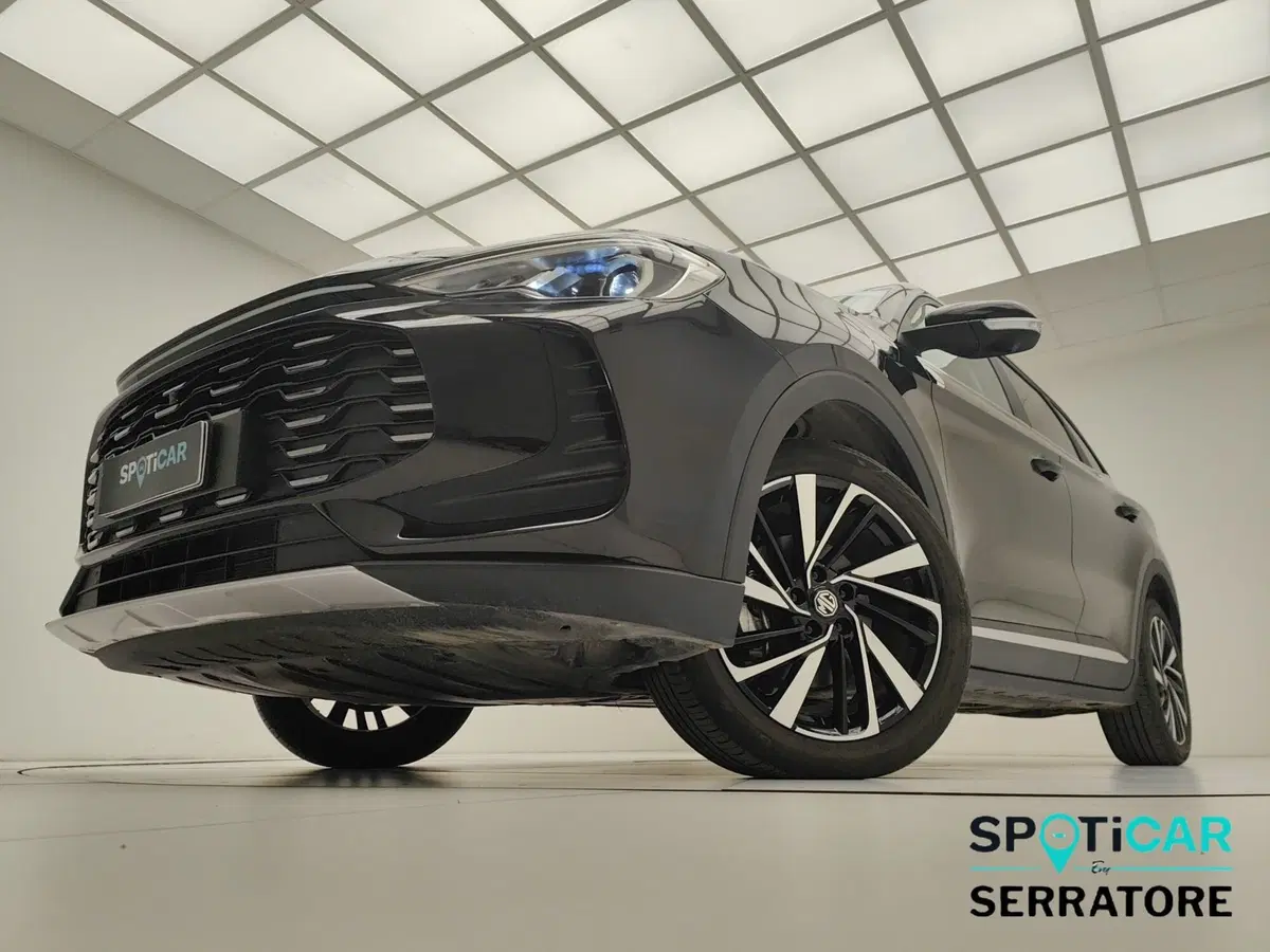 Mg ZS EV usata a Como (14)