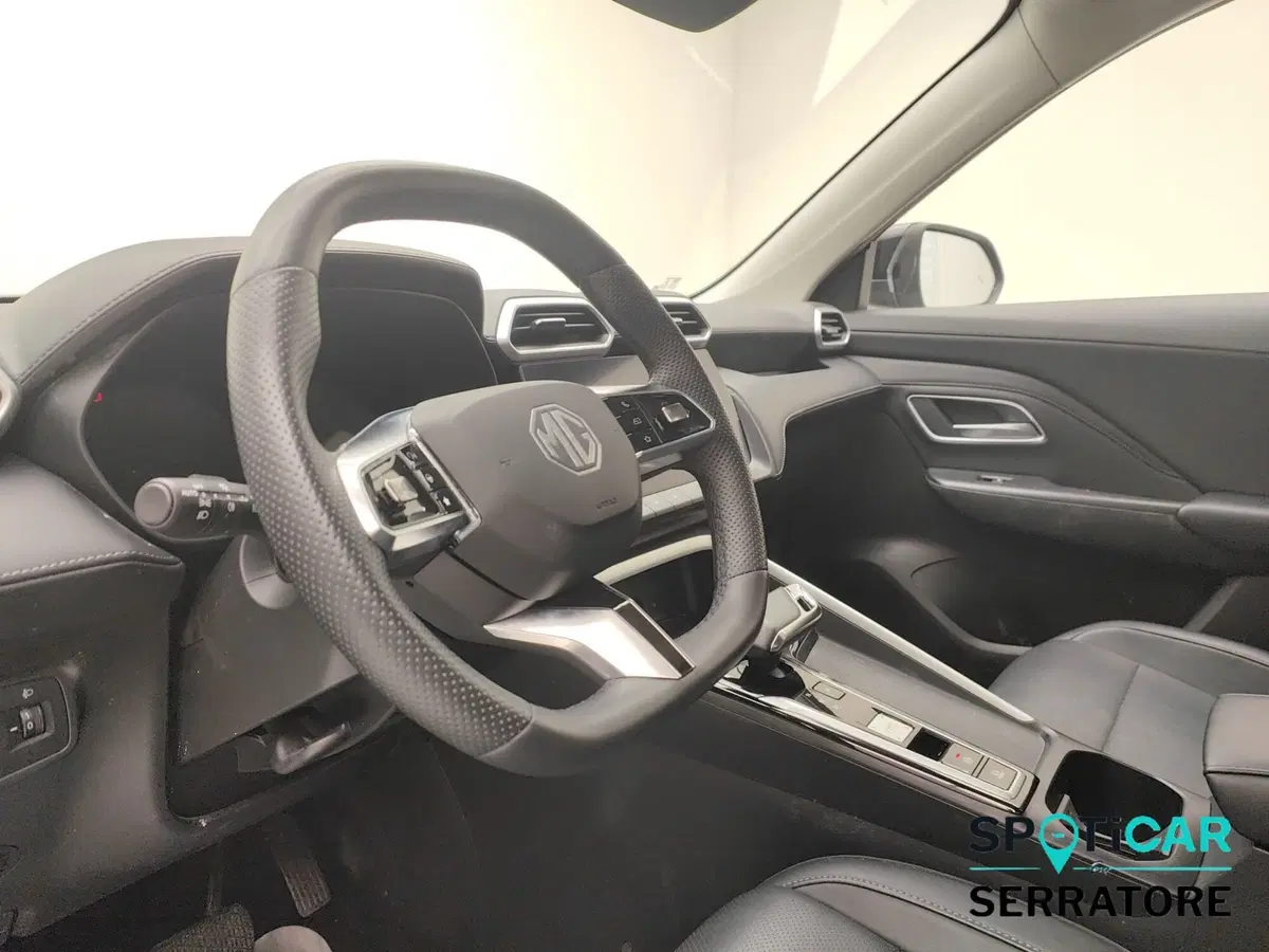Mg ZS EV usata a Como (9)