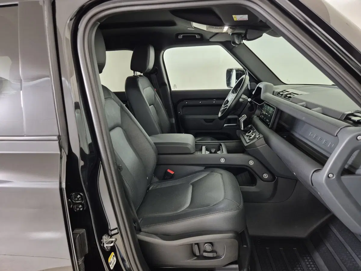 Land Rover Defender usata a Torino (3)