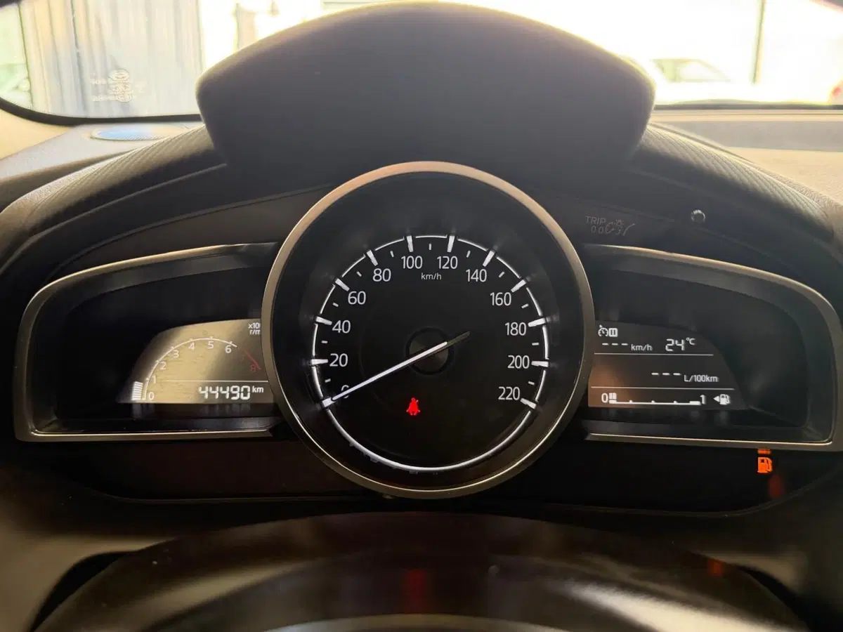 Mazda Mazda2 usata a Napoli (13)