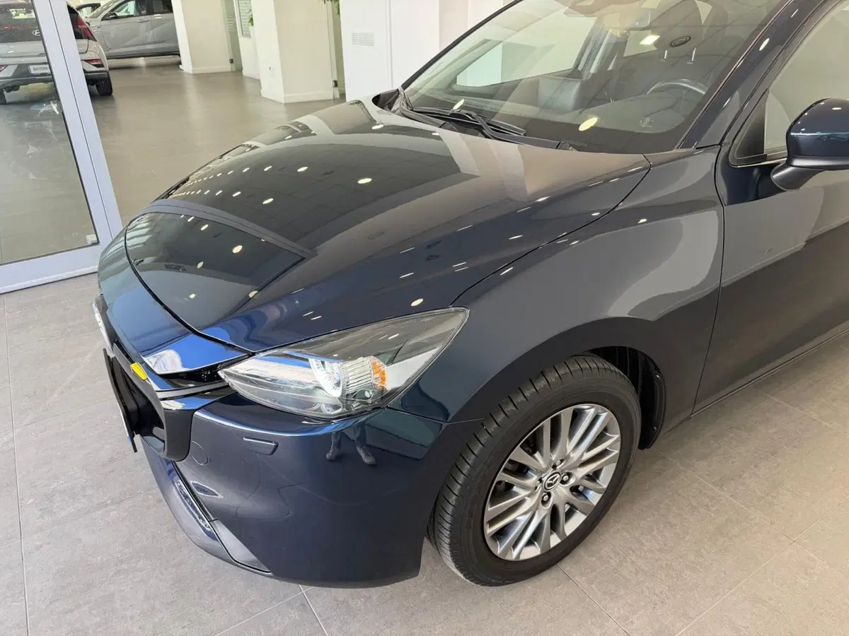 Mazda Mazda2 usata a Napoli (3)