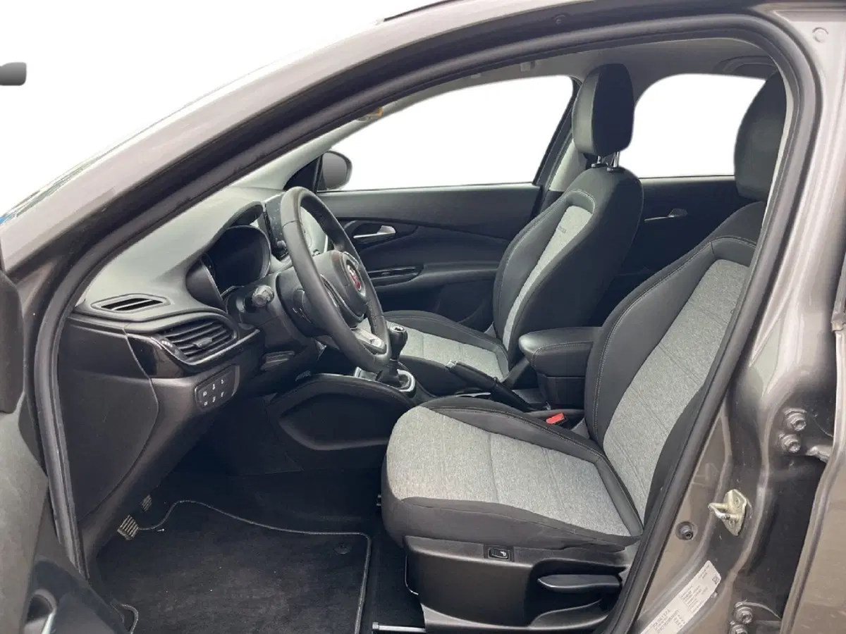 Fiat Tipo usata a Torino (10)