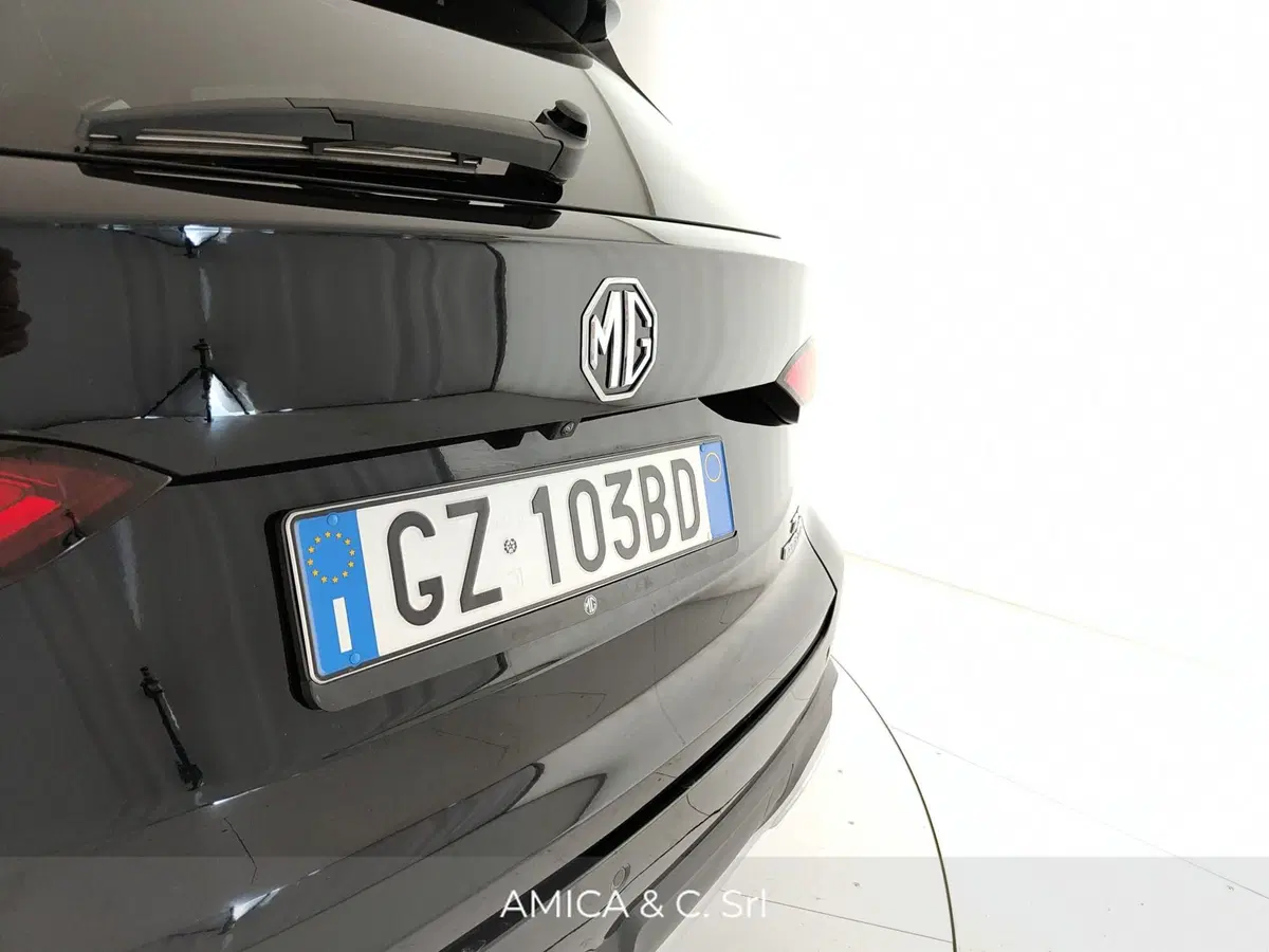 Mg ZS EV usata a Caserta (10)