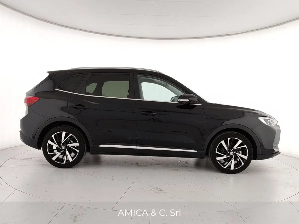 Mg ZS EV usata a Caserta (8)