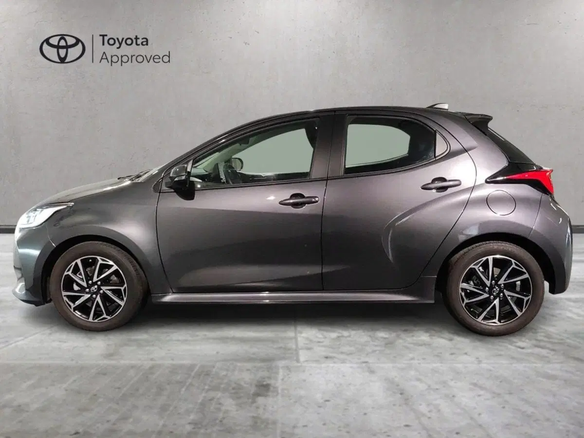 Toyota Yaris usata a Milano (4)