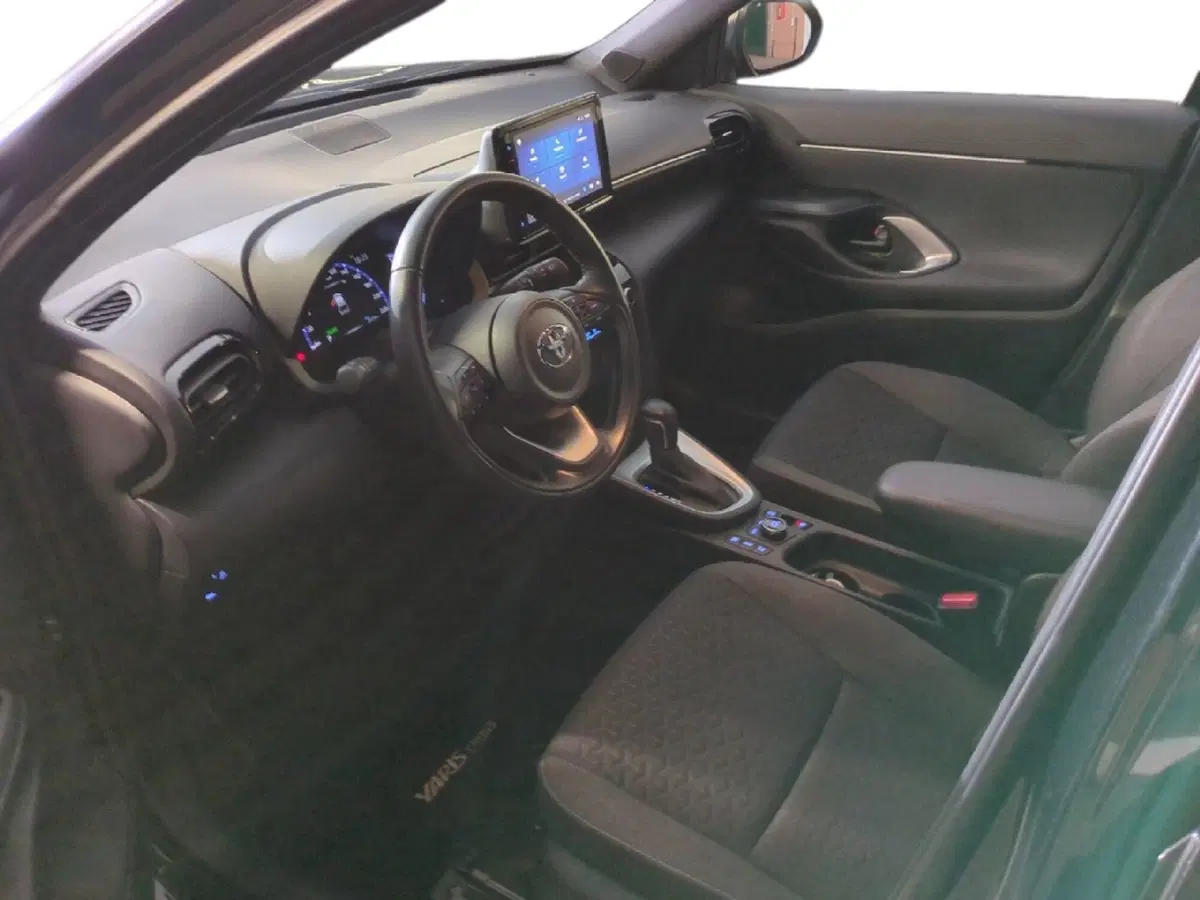 Toyota Yaris Cross usata a Milano (12)