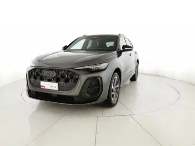 Audi Q5 2.0 tdi mhev+ S line edition quattro 204cv s-tronic del 2025 usata a San Salvo