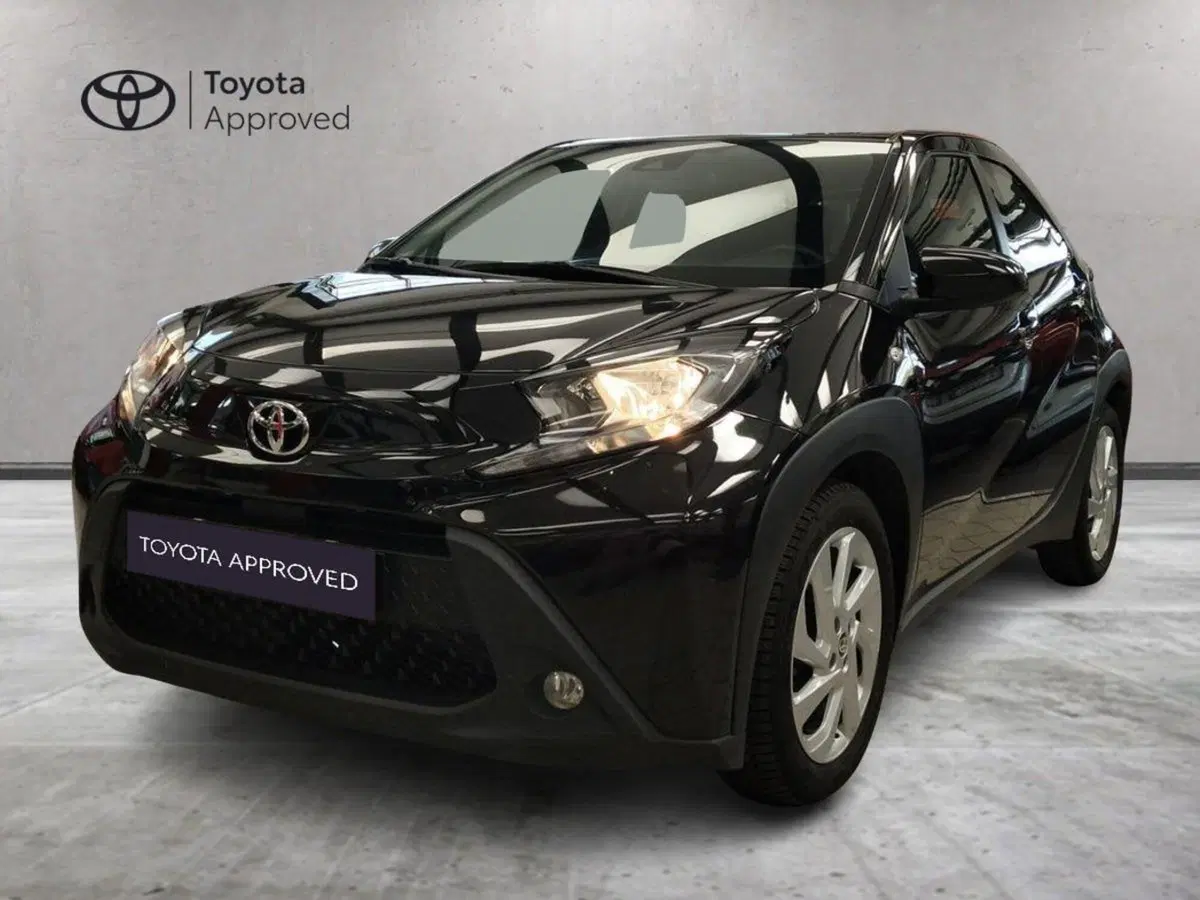Toyota Aygo X usata a Roma