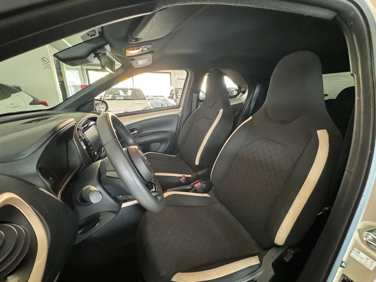 Toyota Aygo X usata a Modena (12)