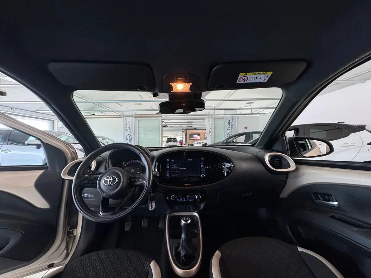 Toyota Aygo X usata a Modena (16)