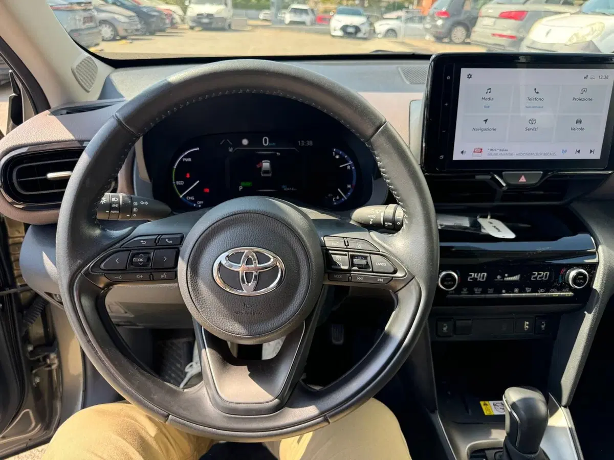 Toyota Yaris Cross usata a Modena (11)