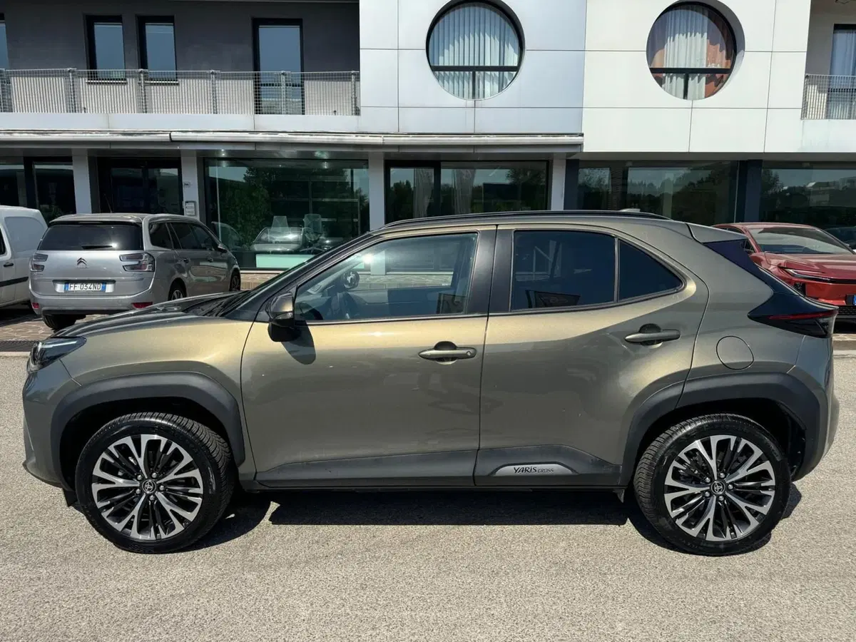 Toyota Yaris Cross usata a Modena (9)