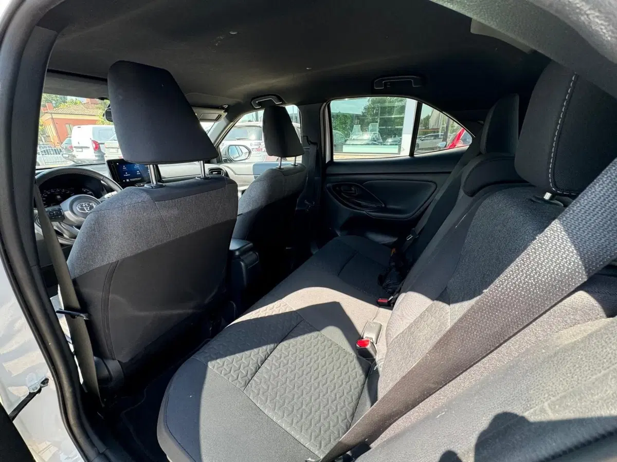 Toyota Yaris Cross usata a Modena (14)