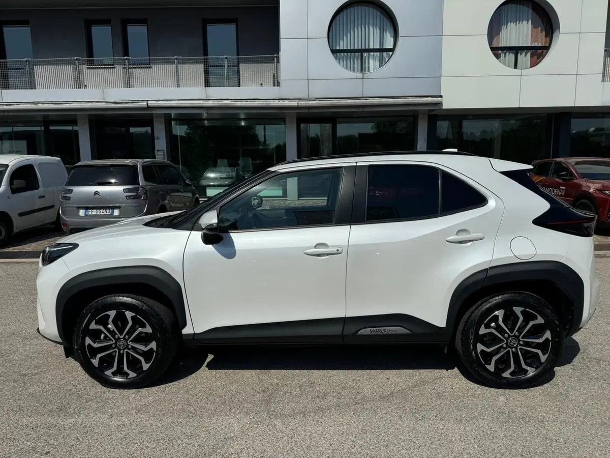 Toyota Yaris Cross usata a Modena (9)