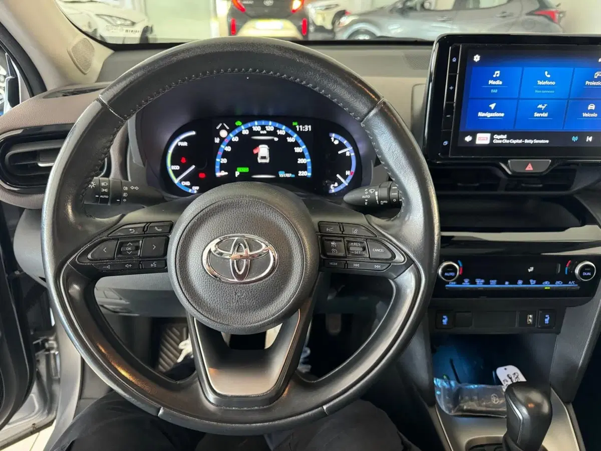 Toyota Yaris Cross usata a Modena (11)