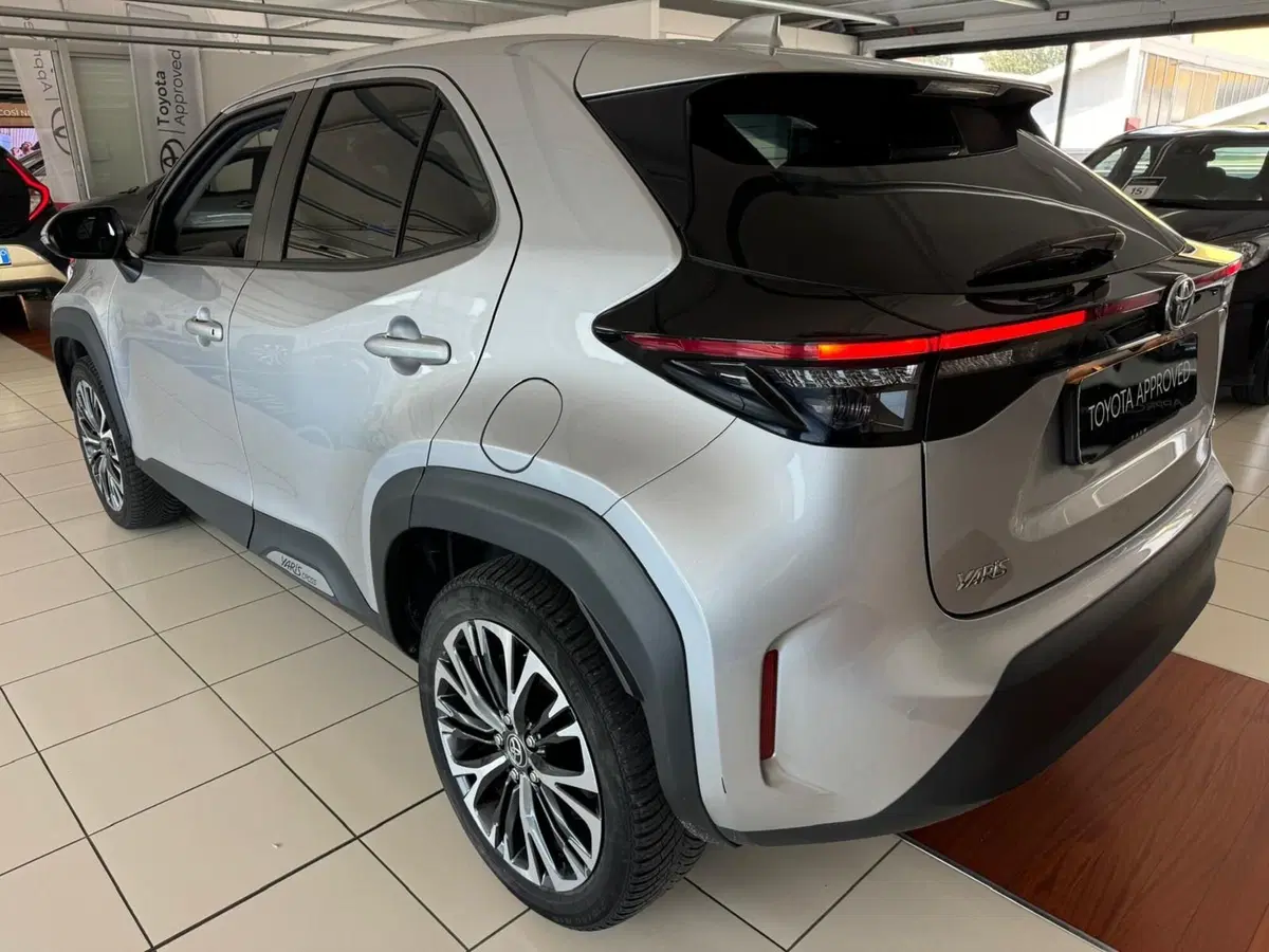 Toyota Yaris Cross usata a Modena (8)