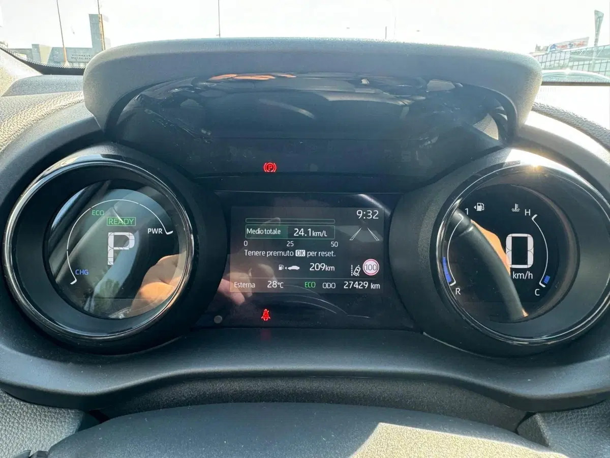 Toyota Yaris usata a Modena (10)