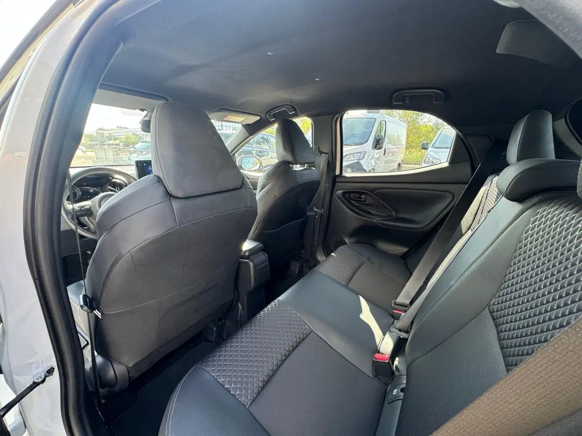 Toyota Yaris usata a Modena (14)