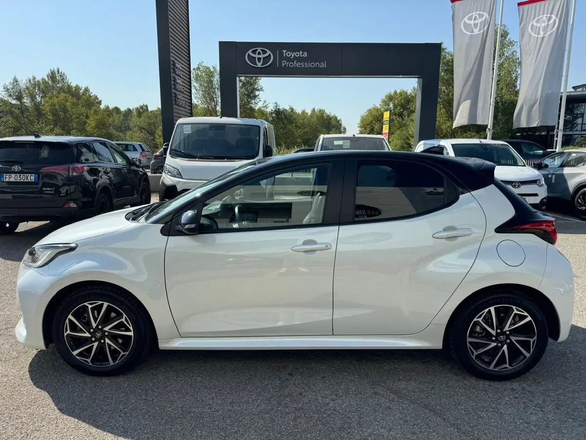 Toyota Yaris usata a Modena (9)