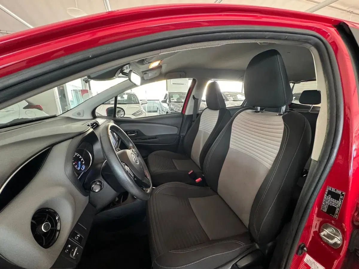 Toyota Yaris usata a Modena (13)