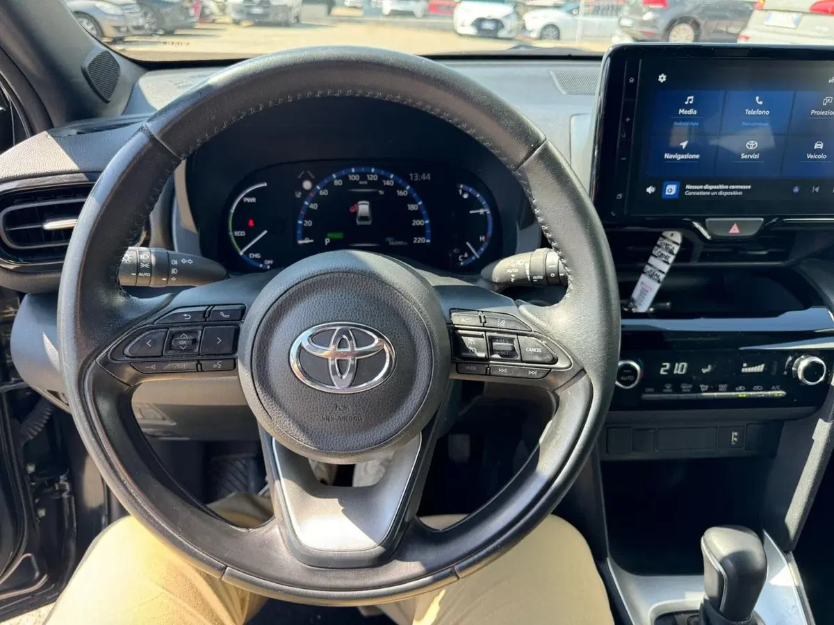 Toyota Yaris Cross usata a Modena (11)