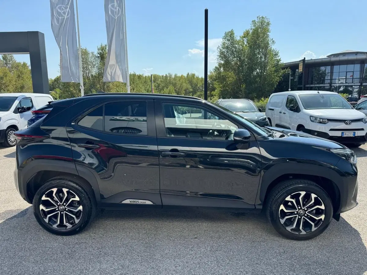 Toyota Yaris Cross usata a Modena (5)