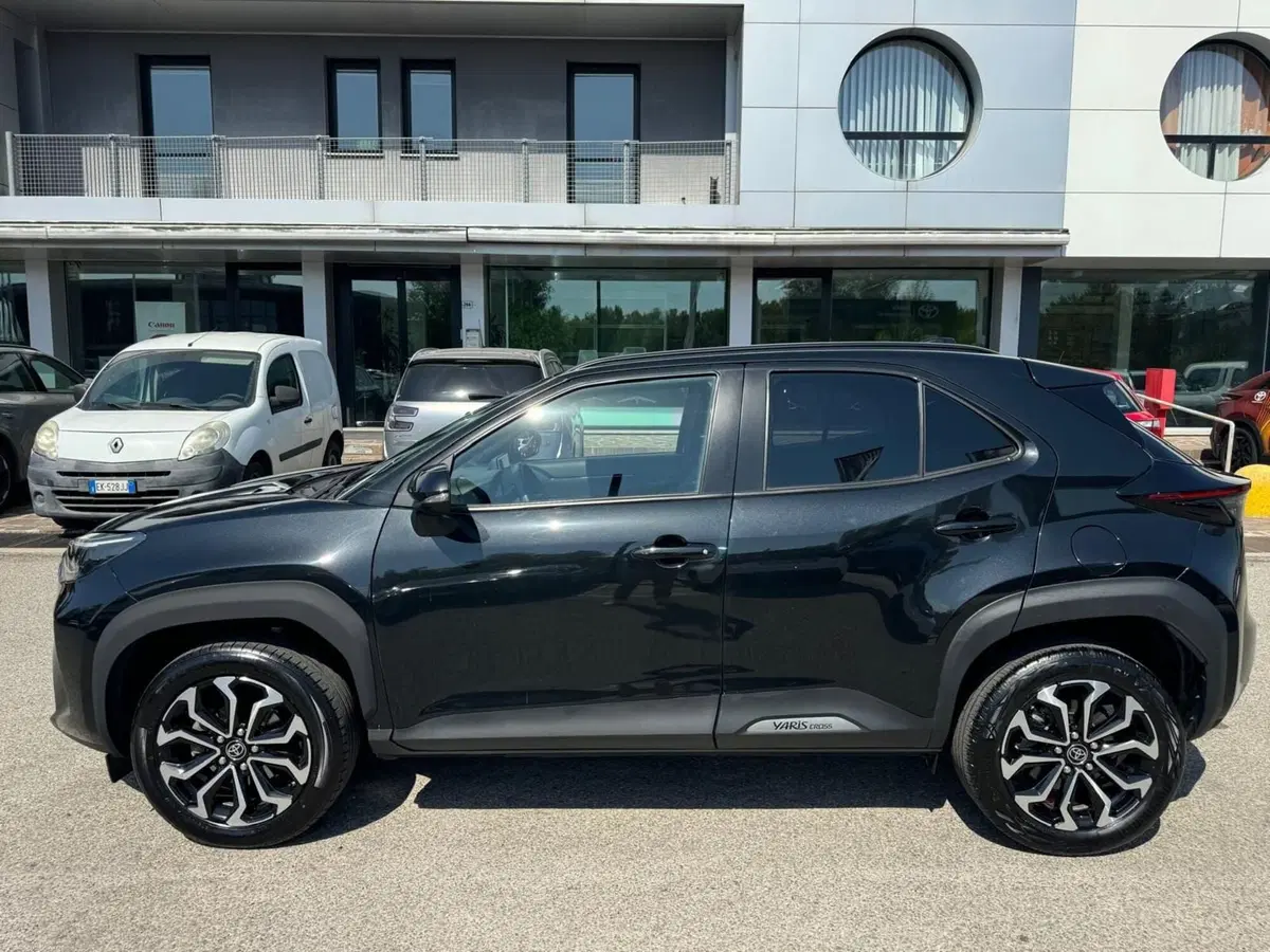 Toyota Yaris Cross usata a Modena (9)