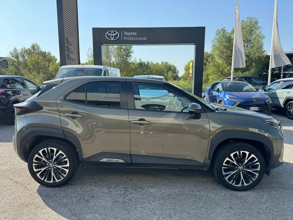 Toyota Yaris Cross usata a Modena (5)